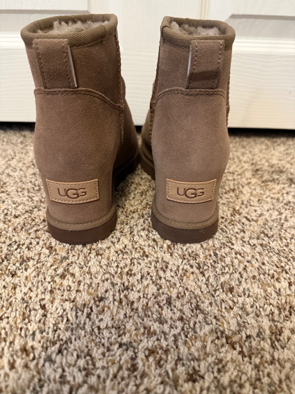 UGG Women's Short Ankle Boot